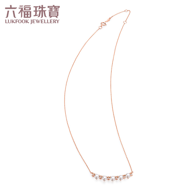 六福珠宝微笑海水珍珠项链18K金钻石项链