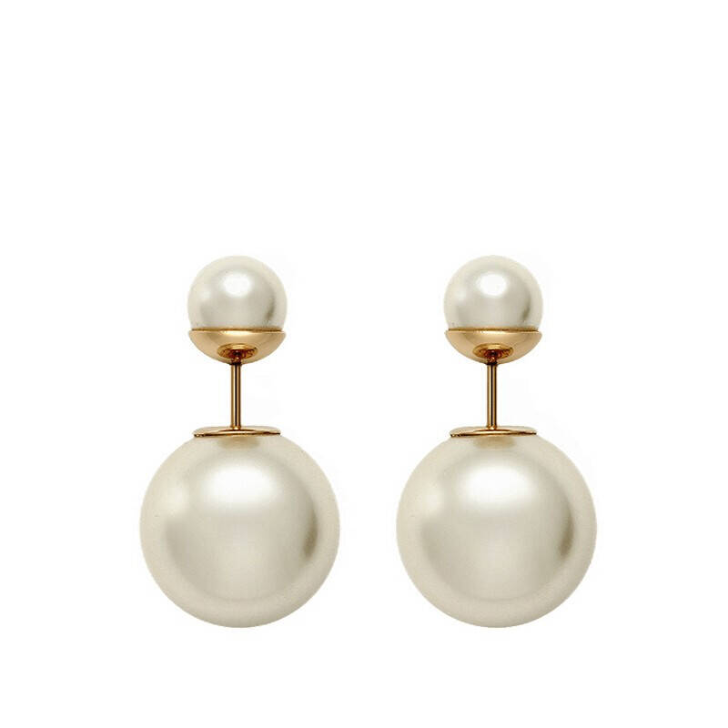 Dior迪奥耳钉女士 经典珍珠型耳环 不对称白色树脂圆珠耳饰